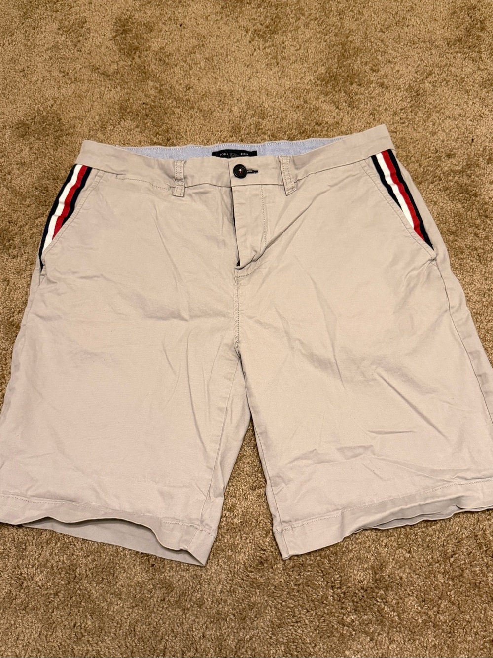 Tommy Hilfiger Chino Shorts Mens 31 Beige 9” Inseam Flat Front Pockets Logo